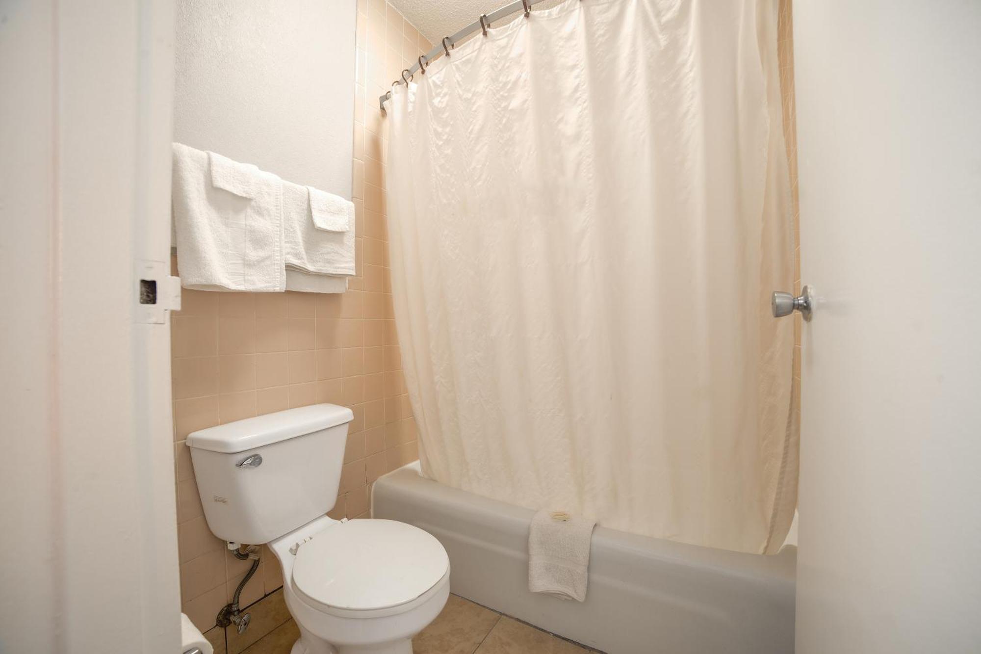 Masters Inn Selma Smithfield I-95 By Oyo Εξωτερικό φωτογραφία